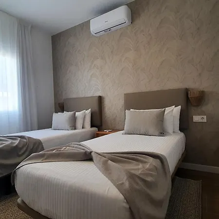 Serena Del Mar By Livvo Holiday home